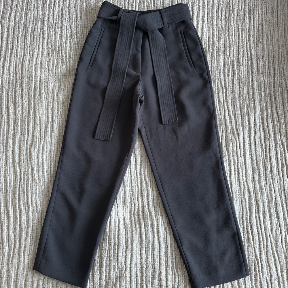 Aritzia Grey Cropped Trousers
